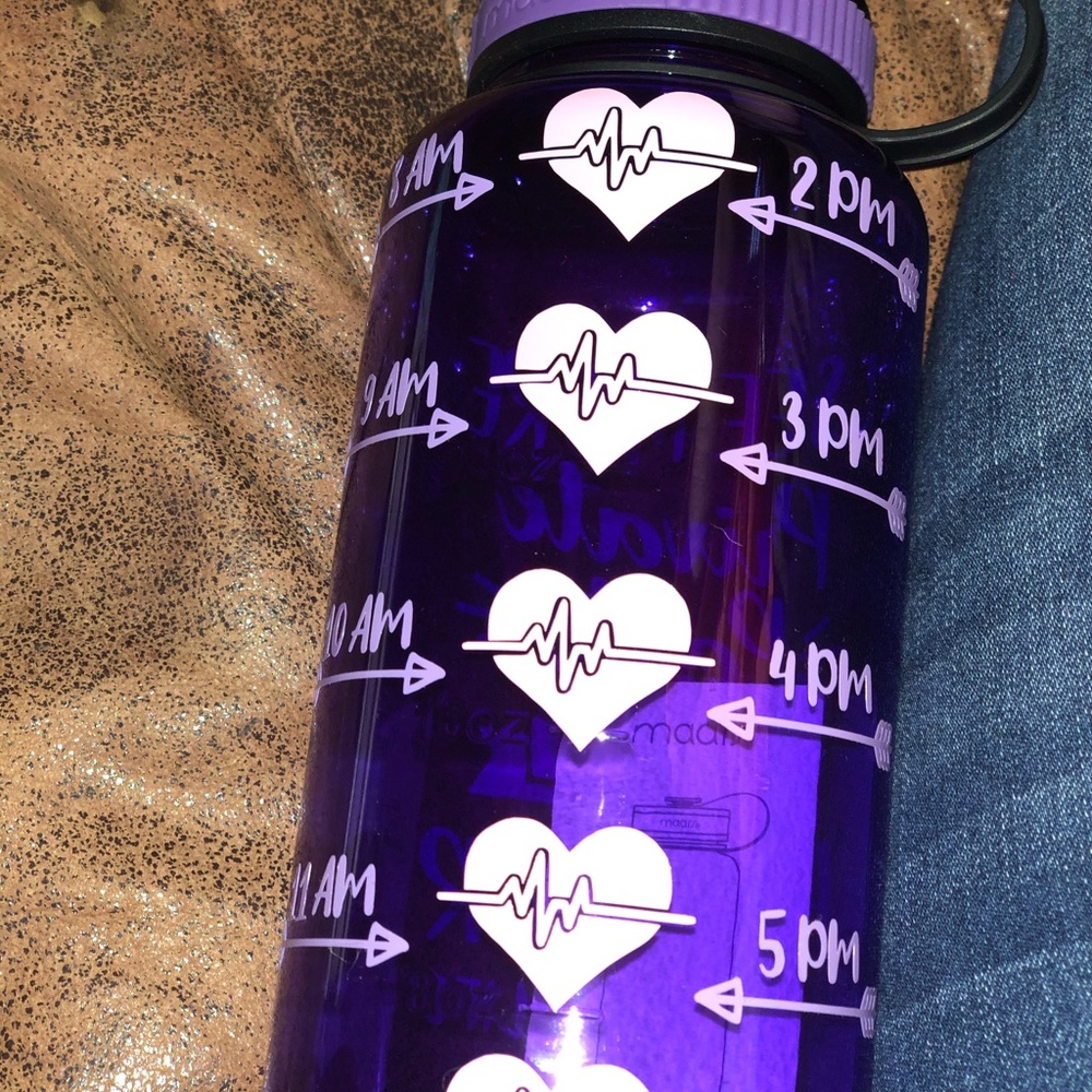 34oz water bottle